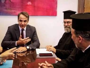 Αιχμές Μητσοτάκη για την ηγεσία της Εκκλησίας: «Χρησιμοποιήθηκε από τον κ. Τσίπρα»